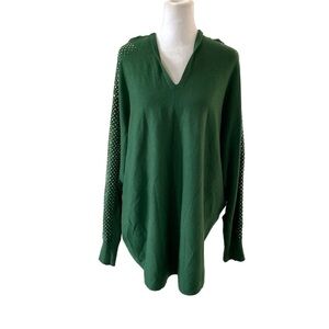 Adrienne Vittadini 2X green top with hood beads v-neck